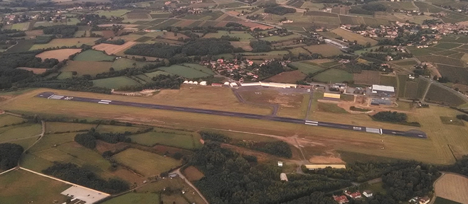 Décollage en montgolfière dans le Rhone aérodrome de Villefranche Frontenas